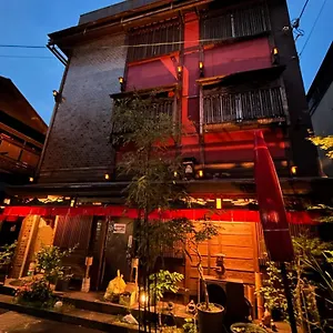 Benidaruma - Ichigo Daifuku Apartment